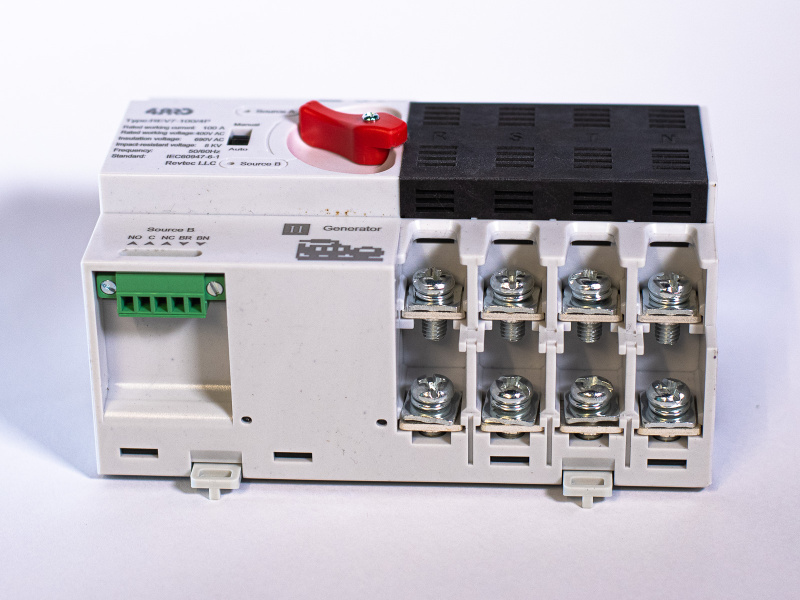 Автоматический переключатель ATS REV7-100/4P