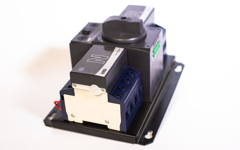 Автоматический переключатель ATS REV5-63G/4P